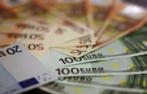1000 brutto ile to netto? Prosty kalkulator i przykład